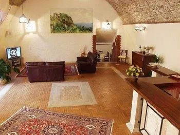La Fortezza Lejlighedshotel