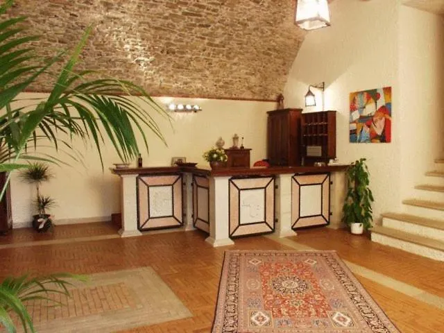 La Fortezza Apartmanhotel San Lucido